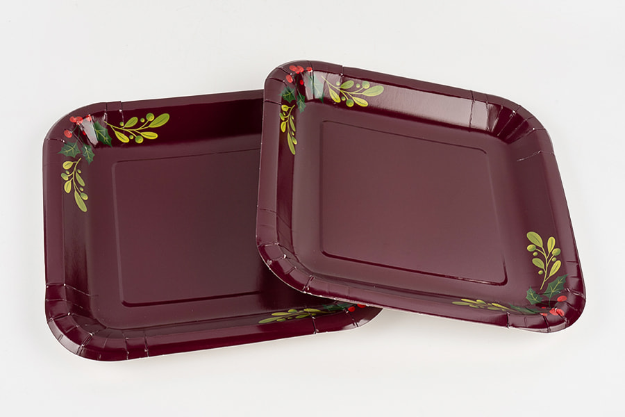 Assiettes en papier décoratives sur le thème de Noël