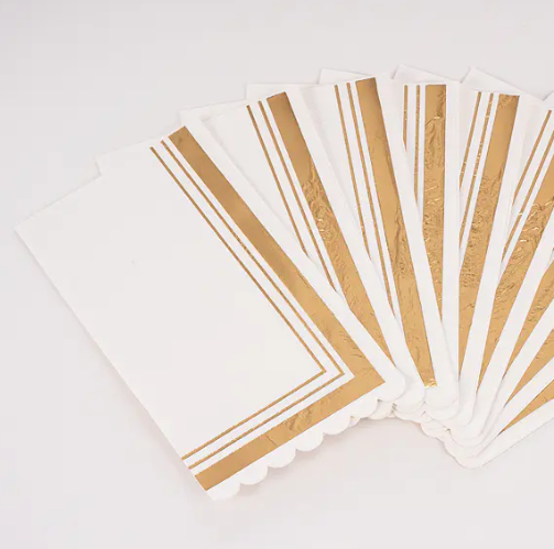 Quelle est la différence entre une serviette en papier et une serviette en papier ?